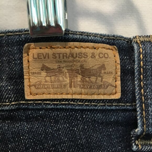 Levi's Jeans Women's Sz 12 Perfectly Slimming Bootcut 512 High Rise Medium Wash - Picture 3 of 8